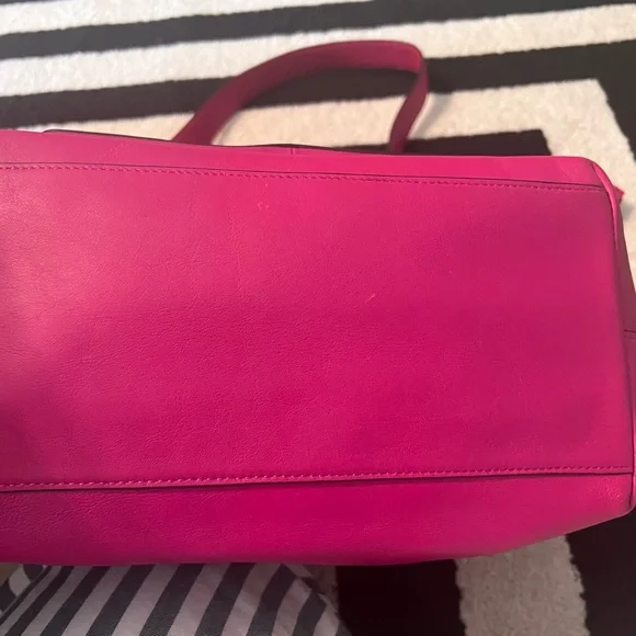 EUC Coach Large Haircalf & Leather Duffle Bag - Picture 11 of 16